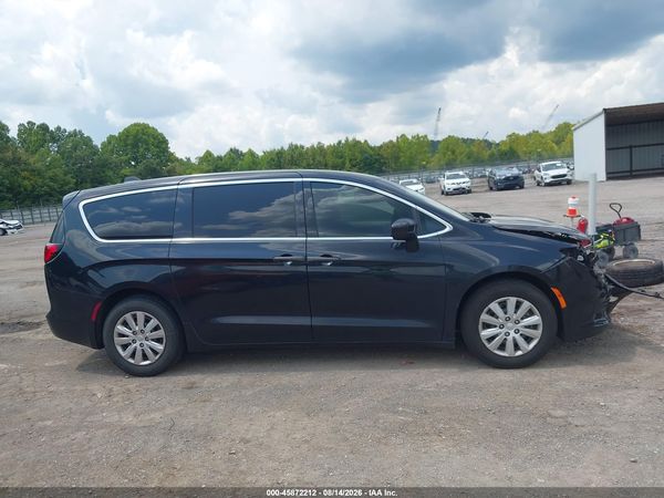2019 CHRYSLER PACIFICA L