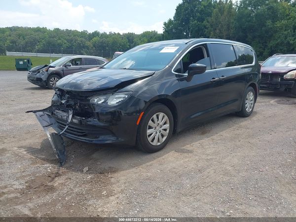 2019 CHRYSLER PACIFICA L