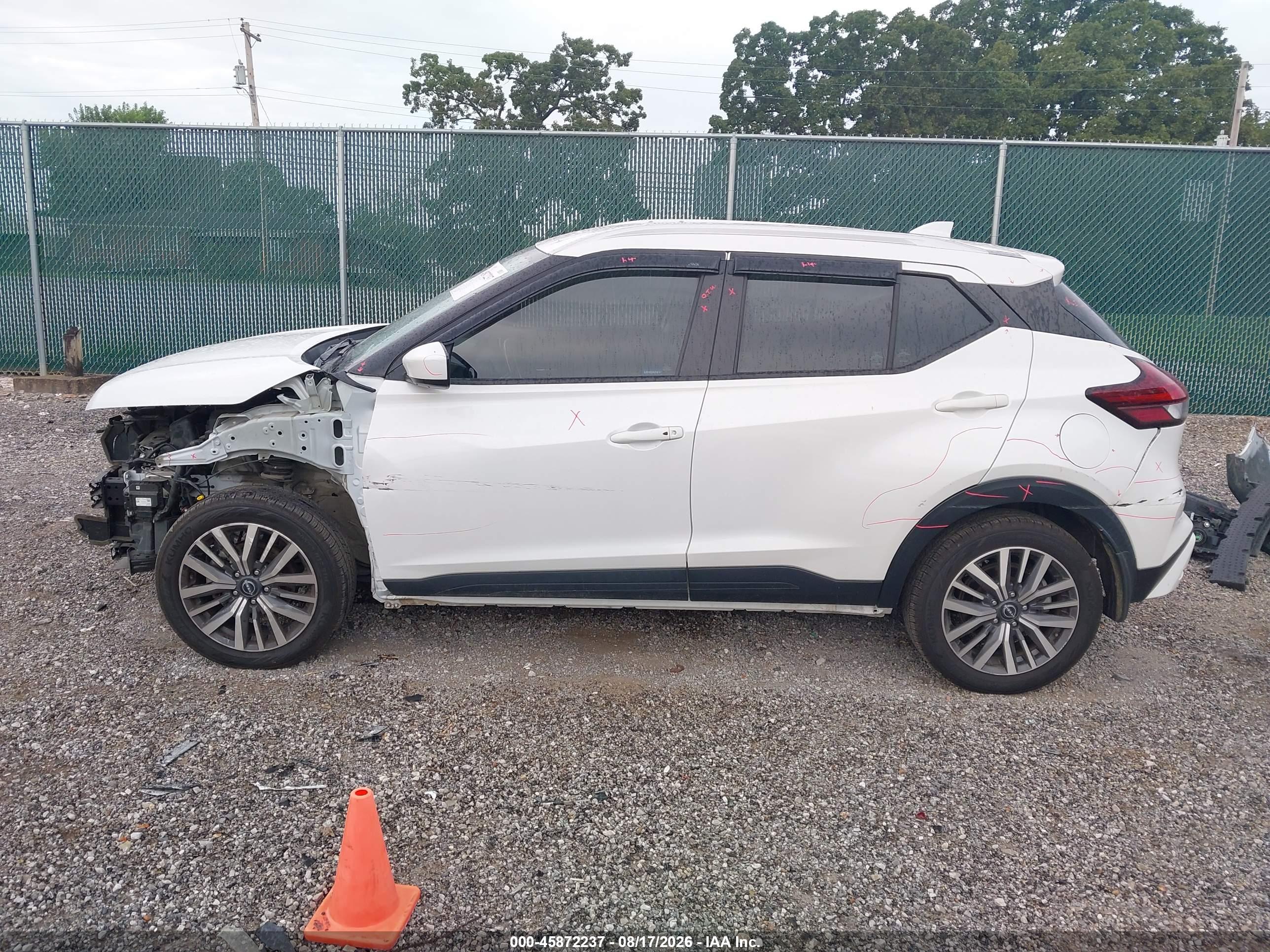 2023 NISSAN KICKS SV XTRONIC CVT