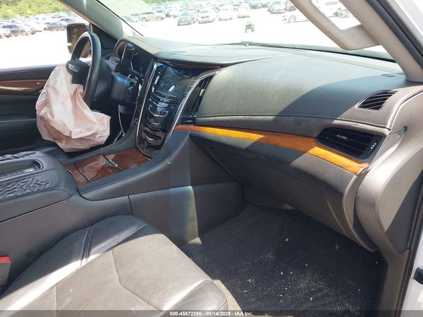 2018 CADILLAC ESCALADE ESV LUXURY