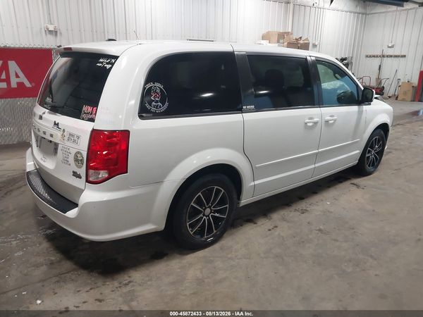 2017 DODGE GRAND CARAVAN SXT — I4