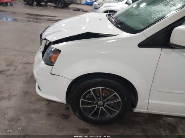 2017 DODGE GRAND CARAVAN SXT — I6