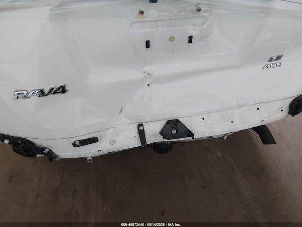 2018 TOYOTA RAV4 LE