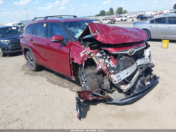 2020 TOYOTA HIGHLANDER XLE
