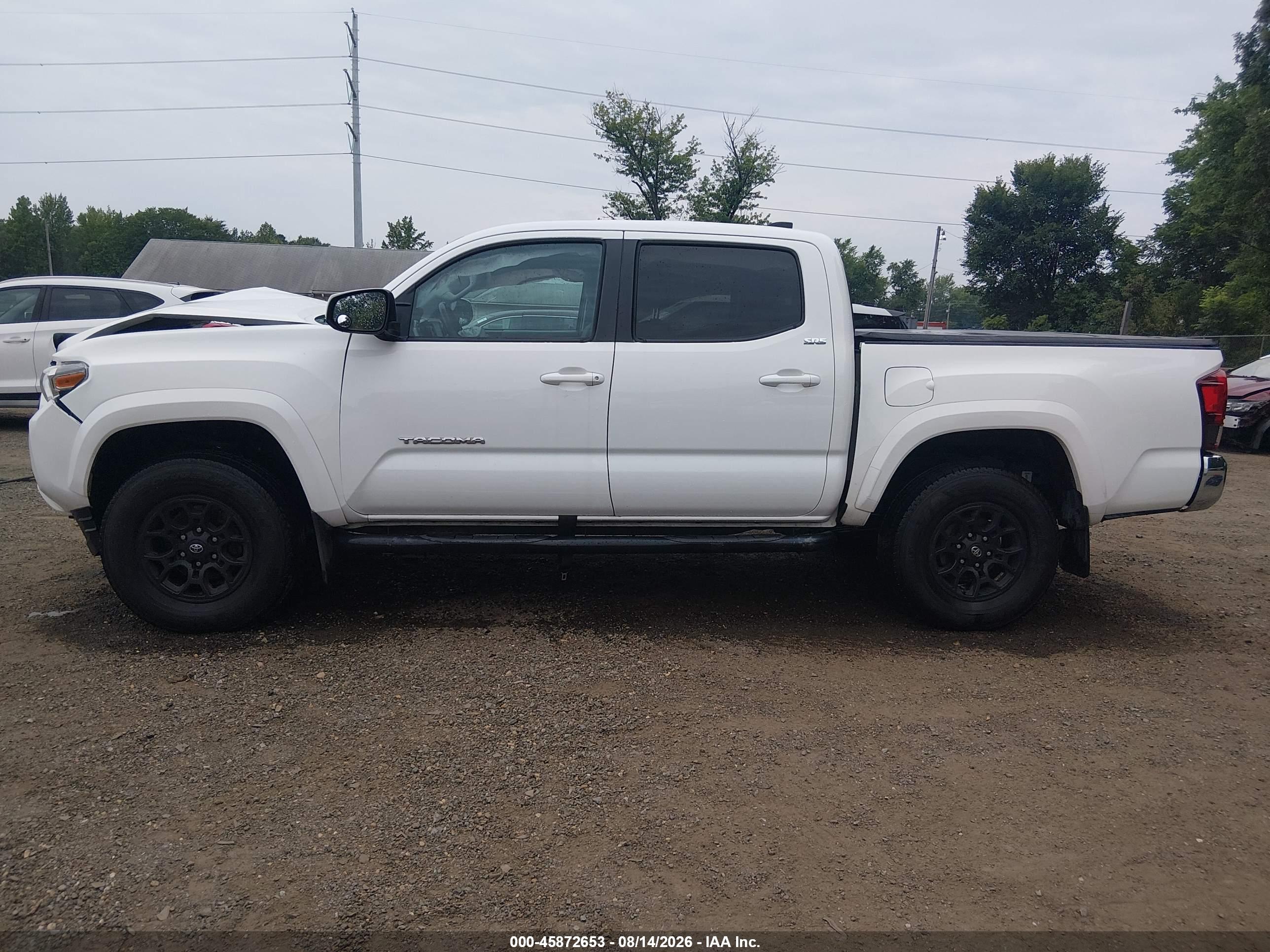 2020 TOYOTA TACOMA SR5 V6