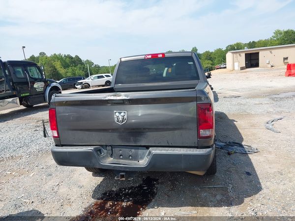 2017 RAM 1500 TRADESMAN  4X2 5'7 BOX