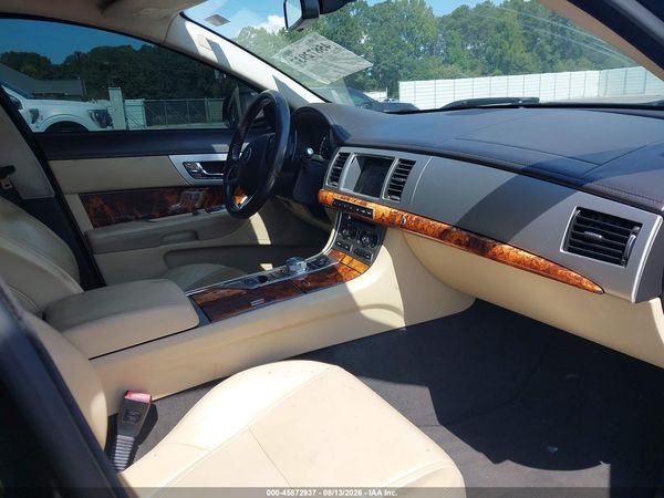 2014 JAGUAR XF I4 T