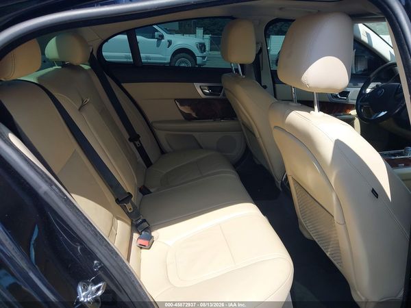 2014 JAGUAR XF I4 T