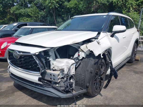 2020 TOYOTA HIGHLANDER LIMITED
