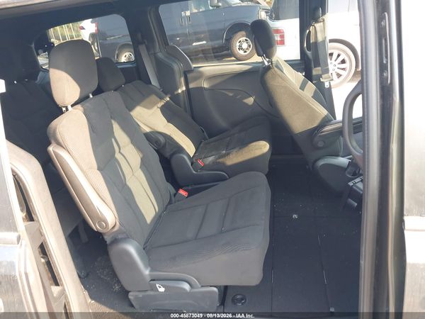 2016 DODGE GRAND CARAVAN SE PLUS — I8