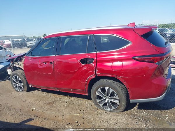 2022 TOYOTA HIGHLANDER HYBRID XLE