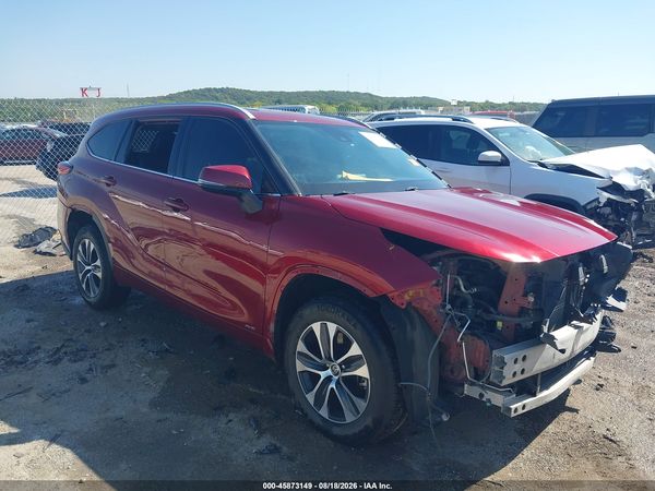 2022 TOYOTA HIGHLANDER HYBRID XLE