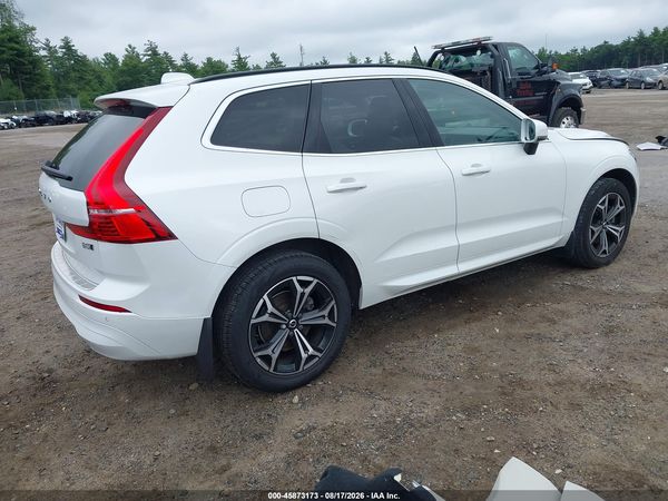 2022 VOLVO XC60 B5 MOMENTUM