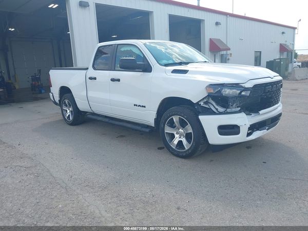 2026 RAM 1500 EXPRESS  4X4 6'4 BOX — I1
