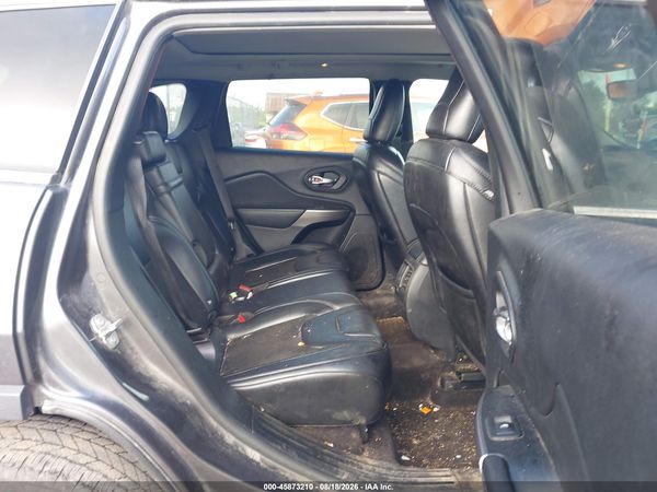 2019 JEEP CHEROKEE LATITUDE PLUS 4X4