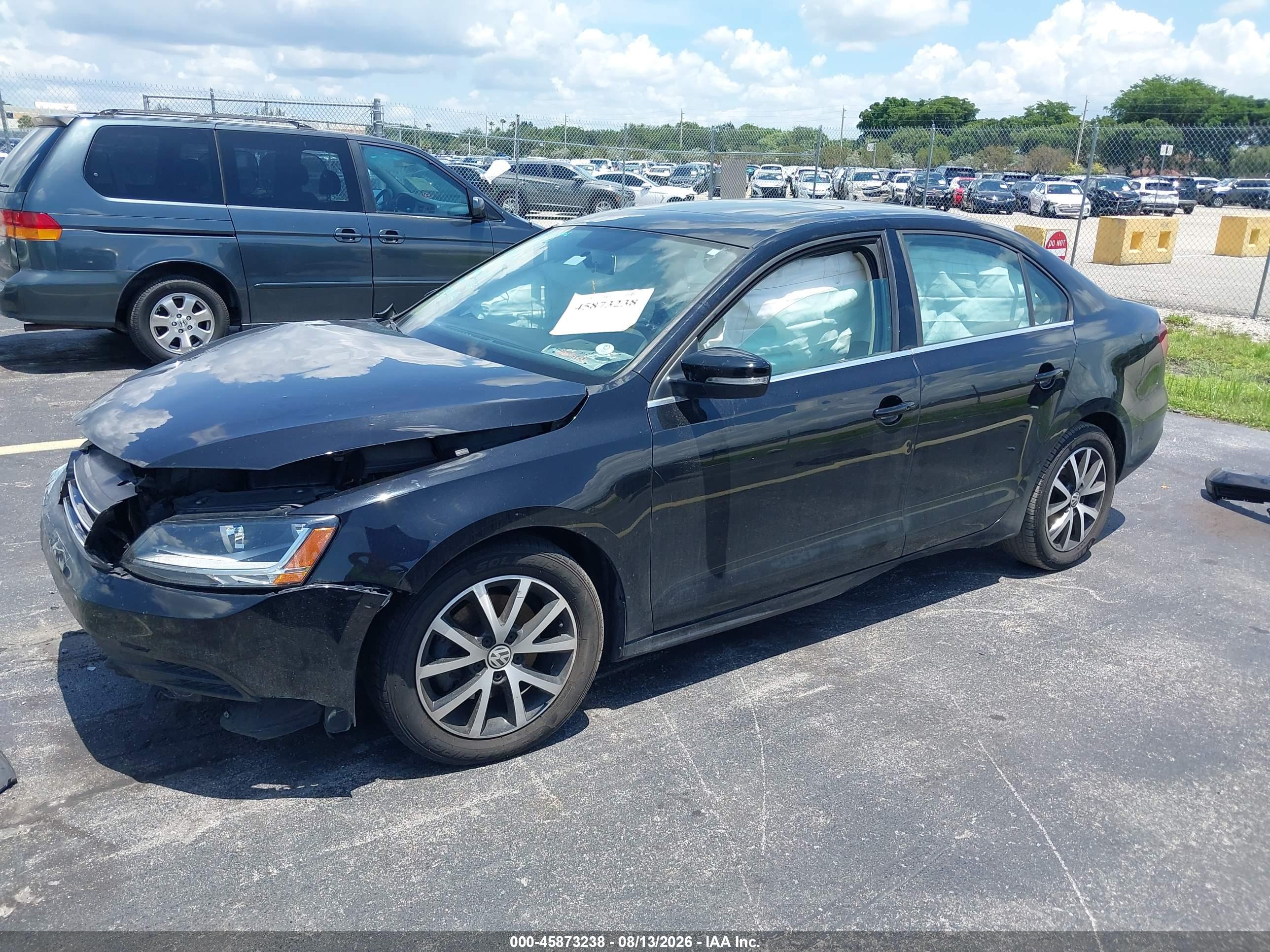 2017 VOLKSWAGEN JETTA 1.4T SE — I2