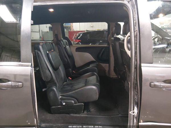 2017 DODGE GRAND CARAVAN SXT — I8