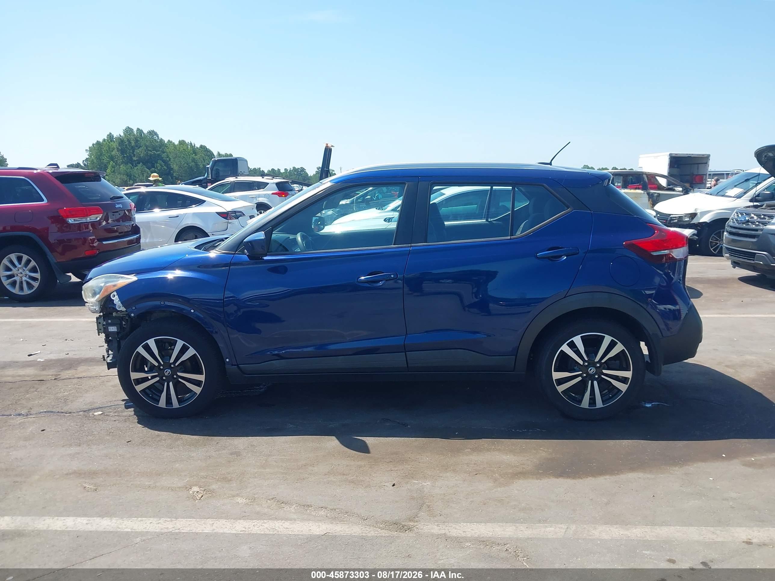2019 NISSAN KICKS SV