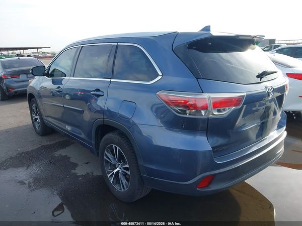 2016 TOYOTA HIGHLANDER XLE V6