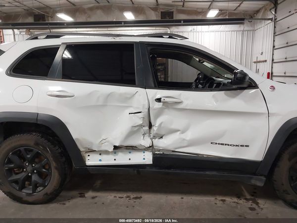 2016 JEEP CHEROKEE TRAILHAWK