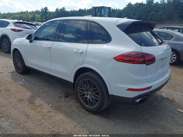 2017 PORSCHE CAYENNE PLATINUM EDITION