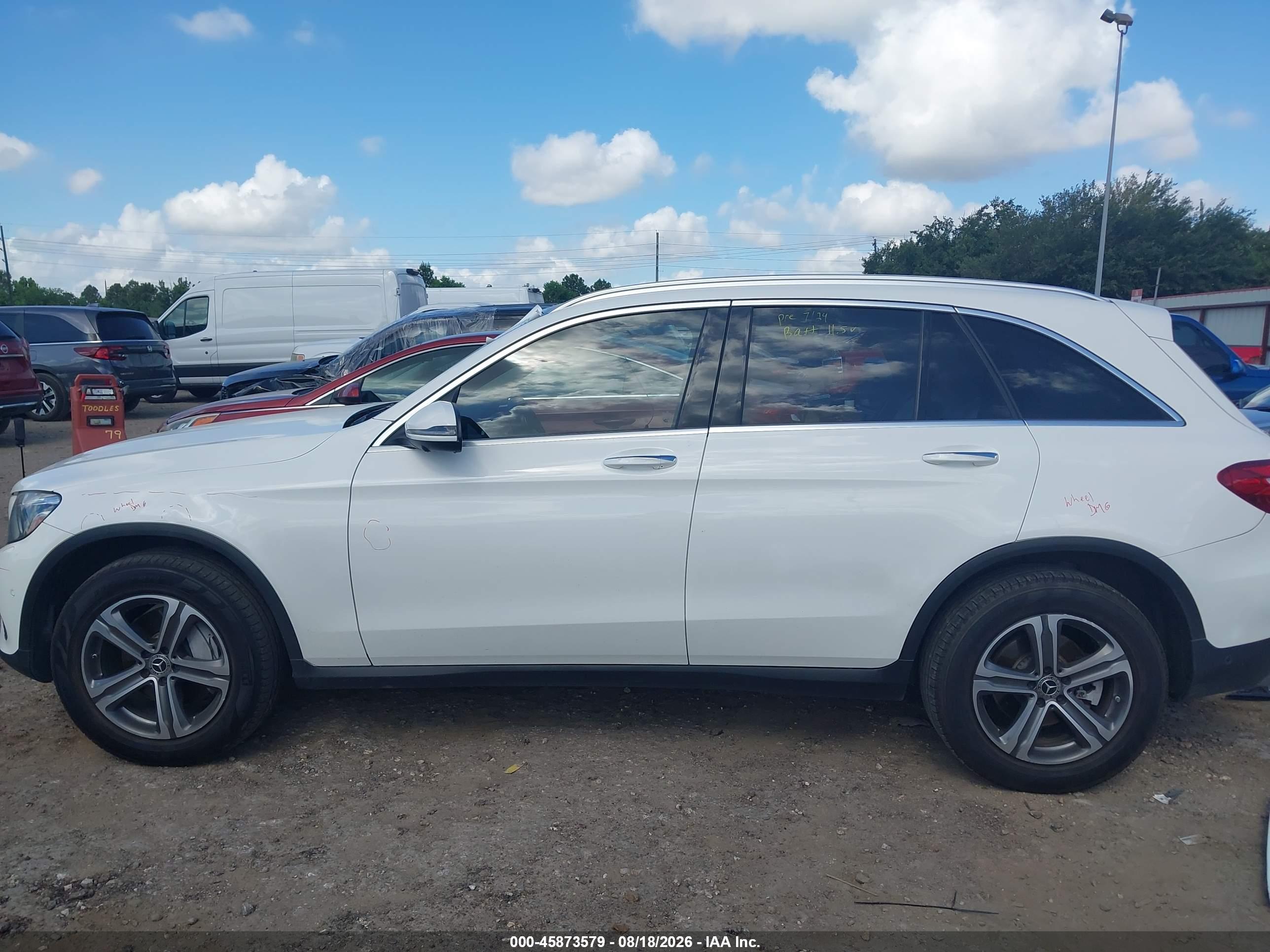 2018 MERCEDES-BENZ GLC 300 GLC300