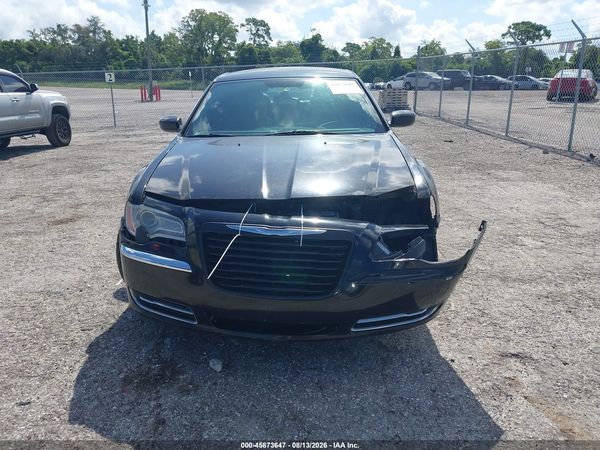 2013 CHRYSLER 300 MOTOWN