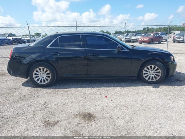 2013 CHRYSLER 300 MOTOWN