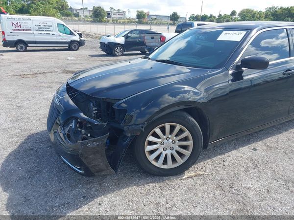 2013 CHRYSLER 300 MOTOWN