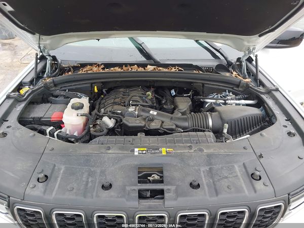2024 JEEP GRAND CHEROKEE L LAREDO 4X4