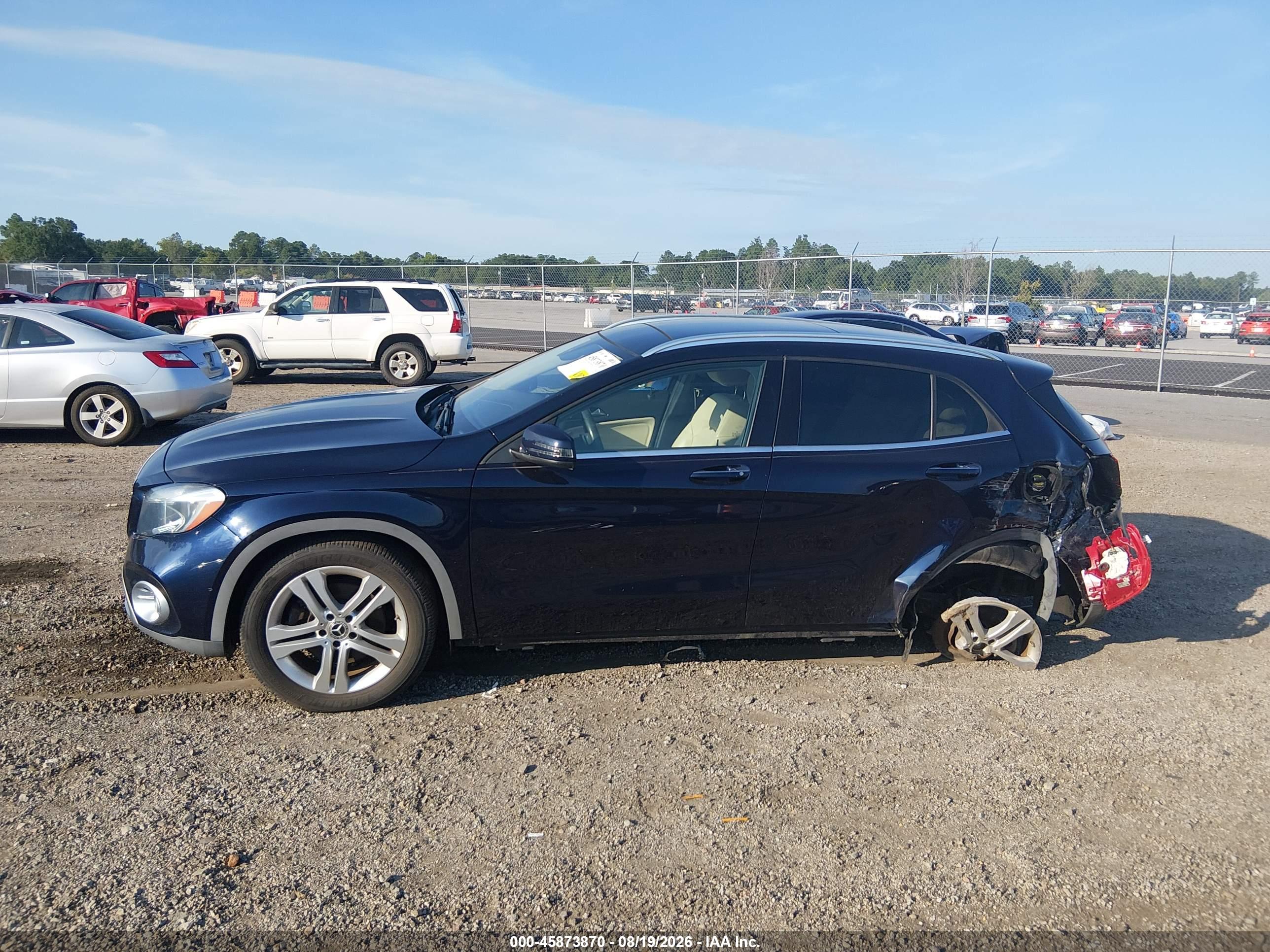 2018 MERCEDES-BENZ GLA 250 4MATIC