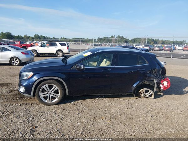 2018 MERCEDES-BENZ GLA 250