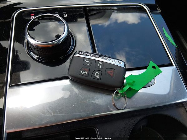 2018 LAND ROVER RANGE ROVER VELAR P250 SE R-DYNAMIC