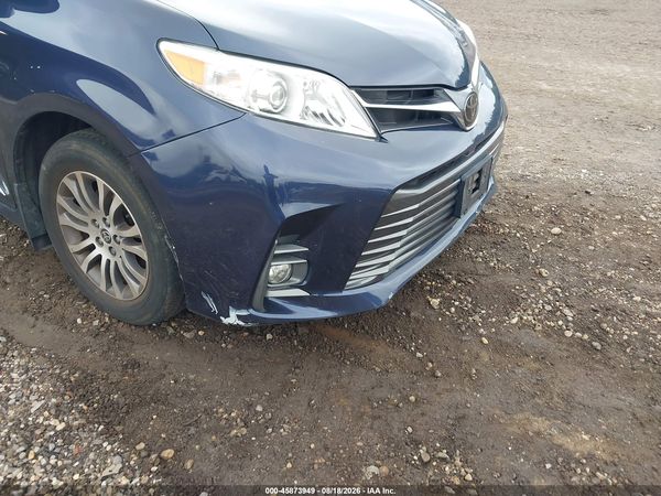 2020 TOYOTA SIENNA XLE — I6