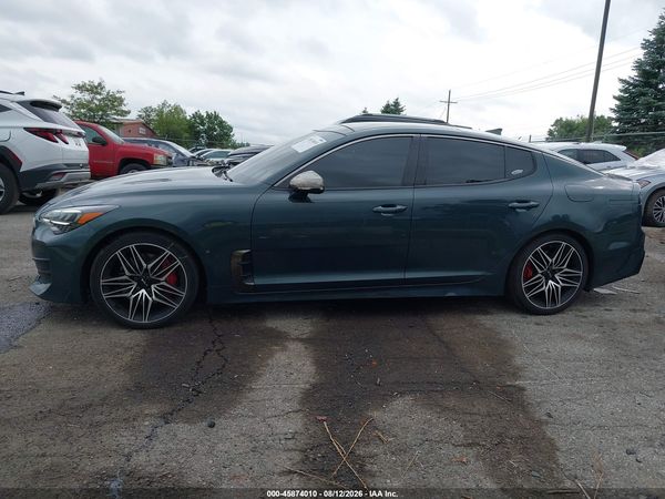 2022 KIA STINGER GT1