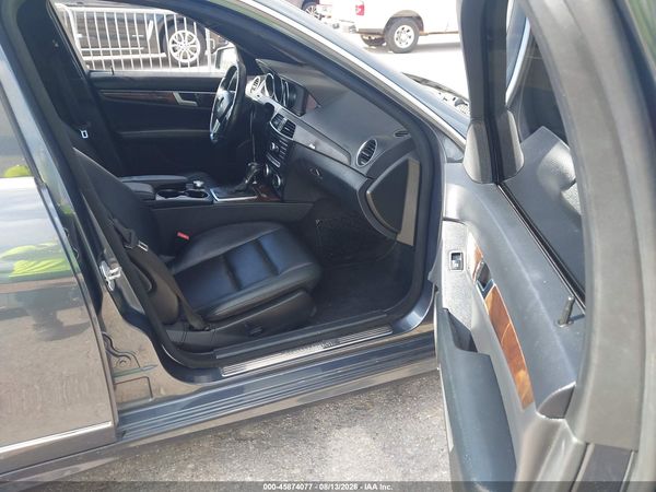 2014 MERCEDES-BENZ C 250 SPORT