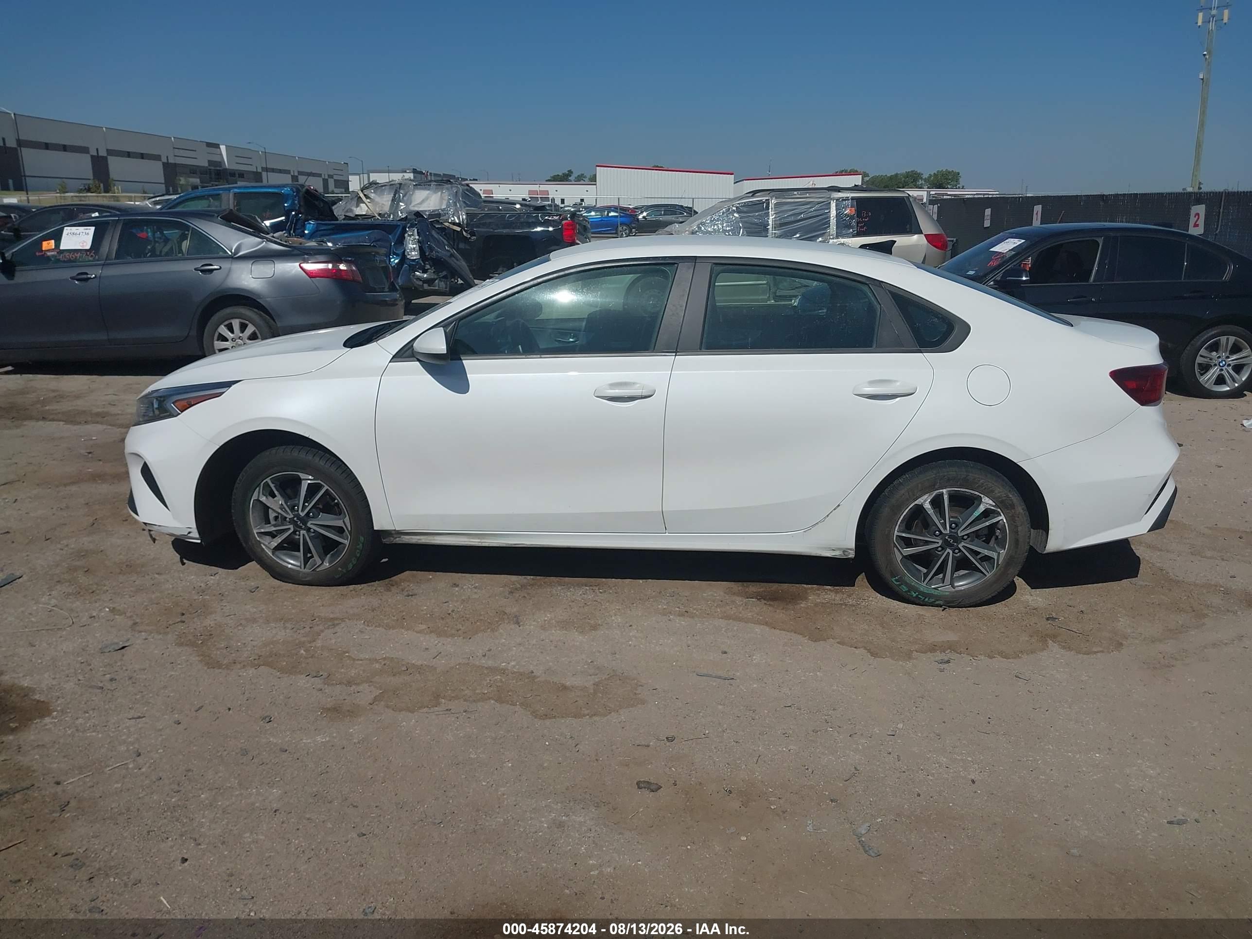 2022 KIA FORTE LXS