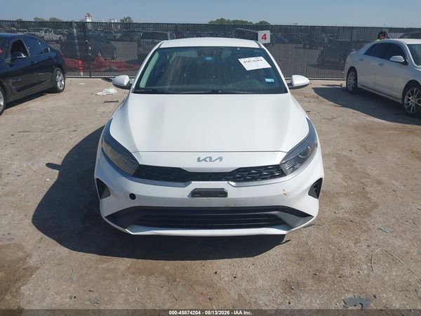 2022 KIA FORTE LXS