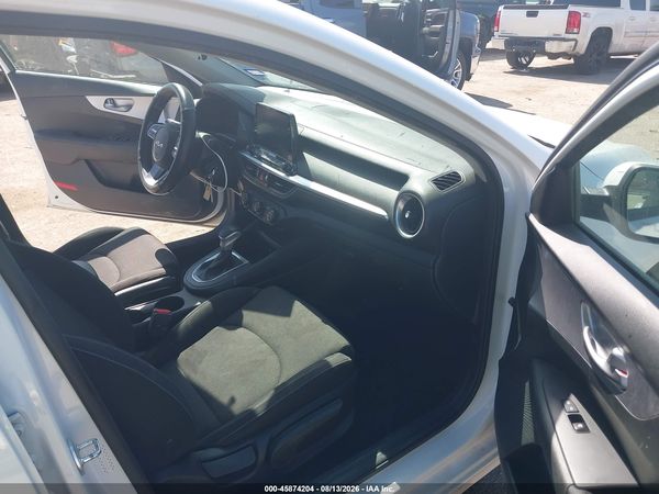 2022 KIA FORTE LXS