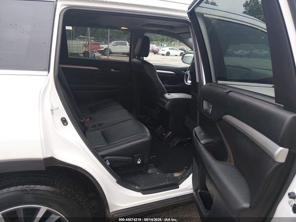 2017 TOYOTA HIGHLANDER XLE