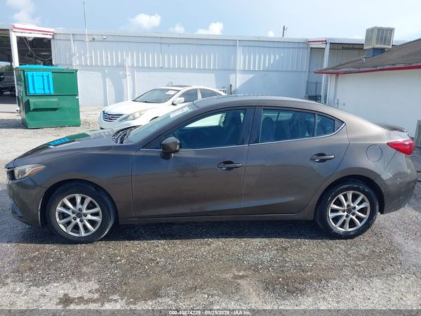 2016 MAZDA MAZDA3