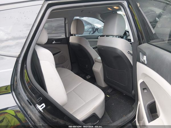 2019 HYUNDAI TUCSON SE — I8