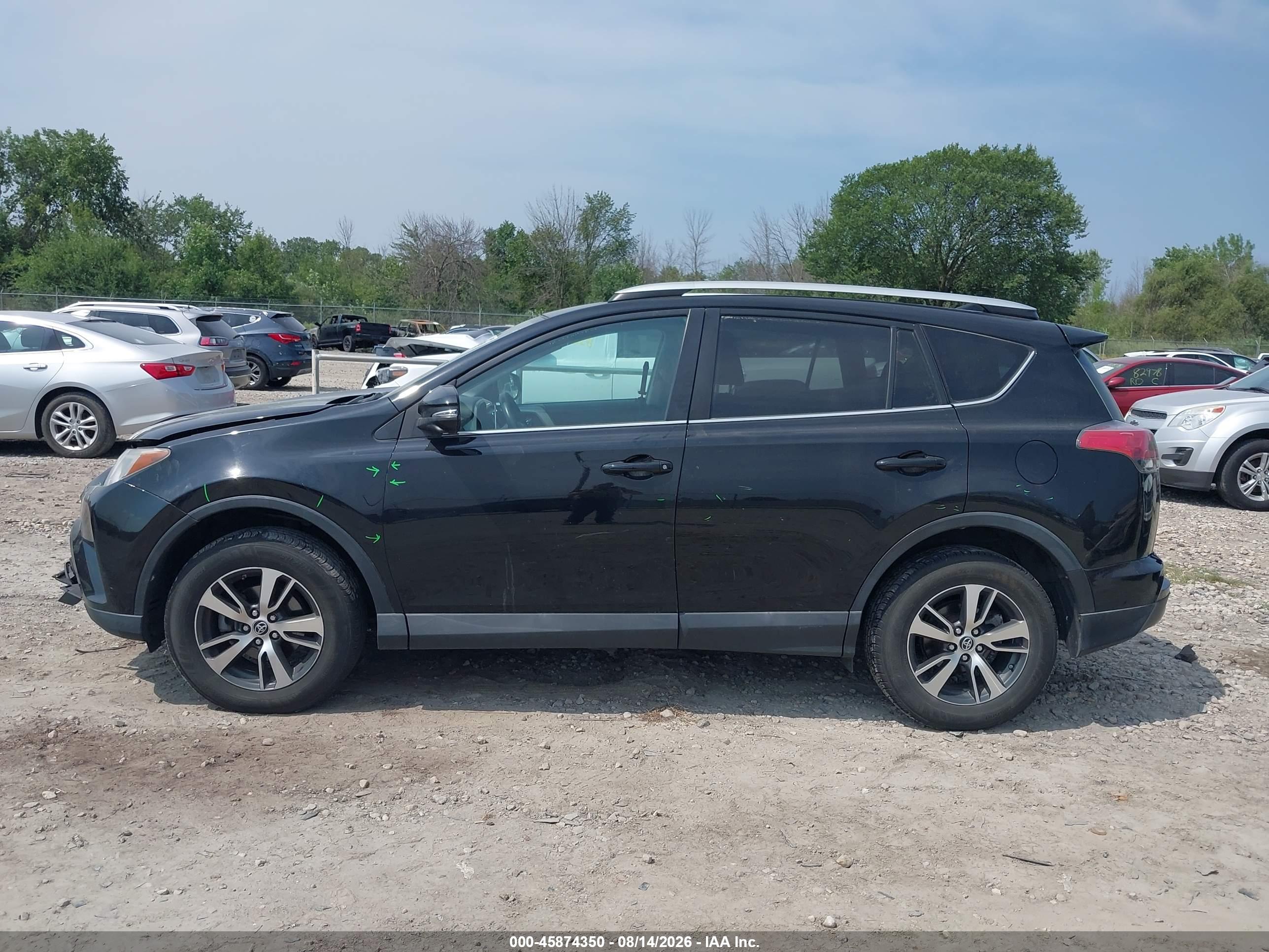 2016 TOYOTA RAV4 XLE