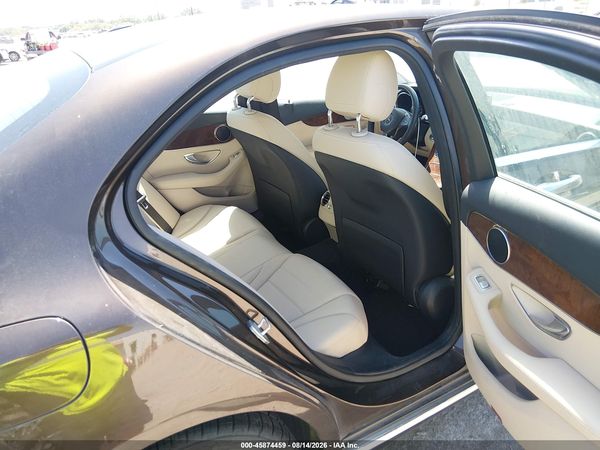 2016 MERCEDES-BENZ C 300 C300
