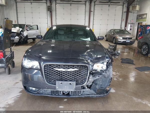 2018 CHRYSLER 300 300S AWD