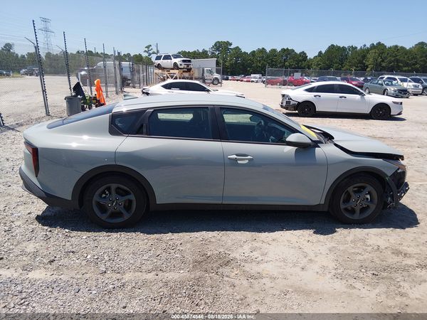 2026 KIA K4 LXS