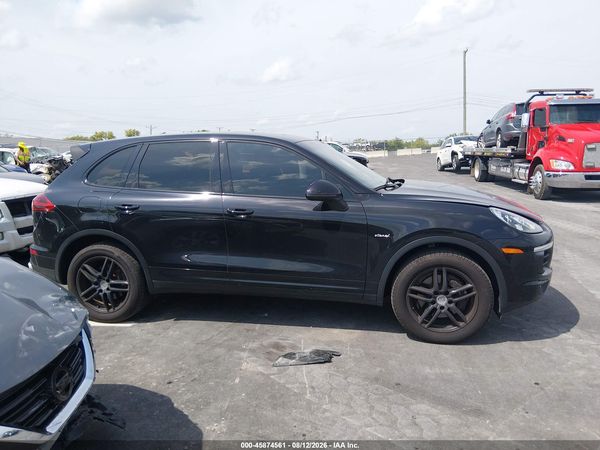 2015 PORSCHE CAYENNE DIESEL