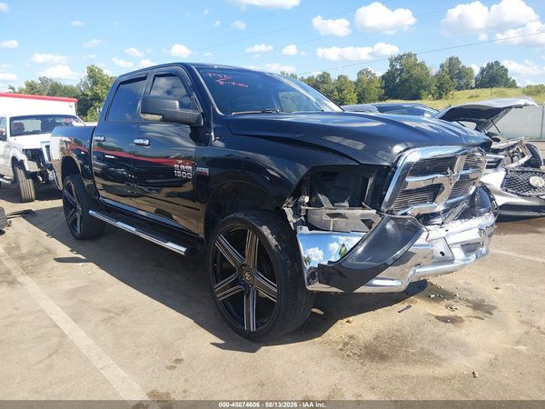 2016 RAM 1500 SLT