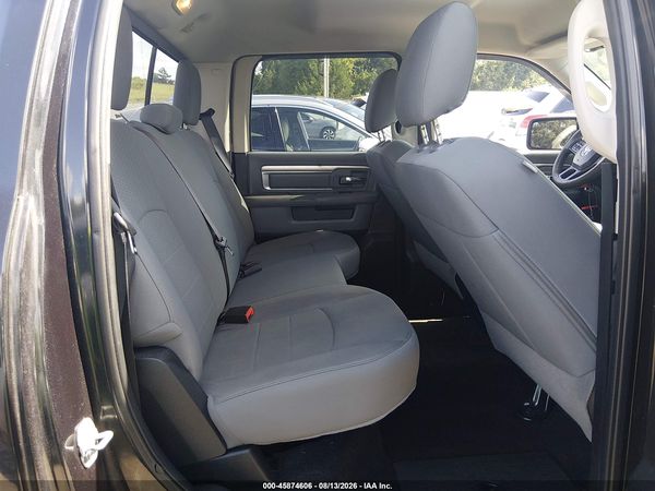 2016 RAM 1500 SLT