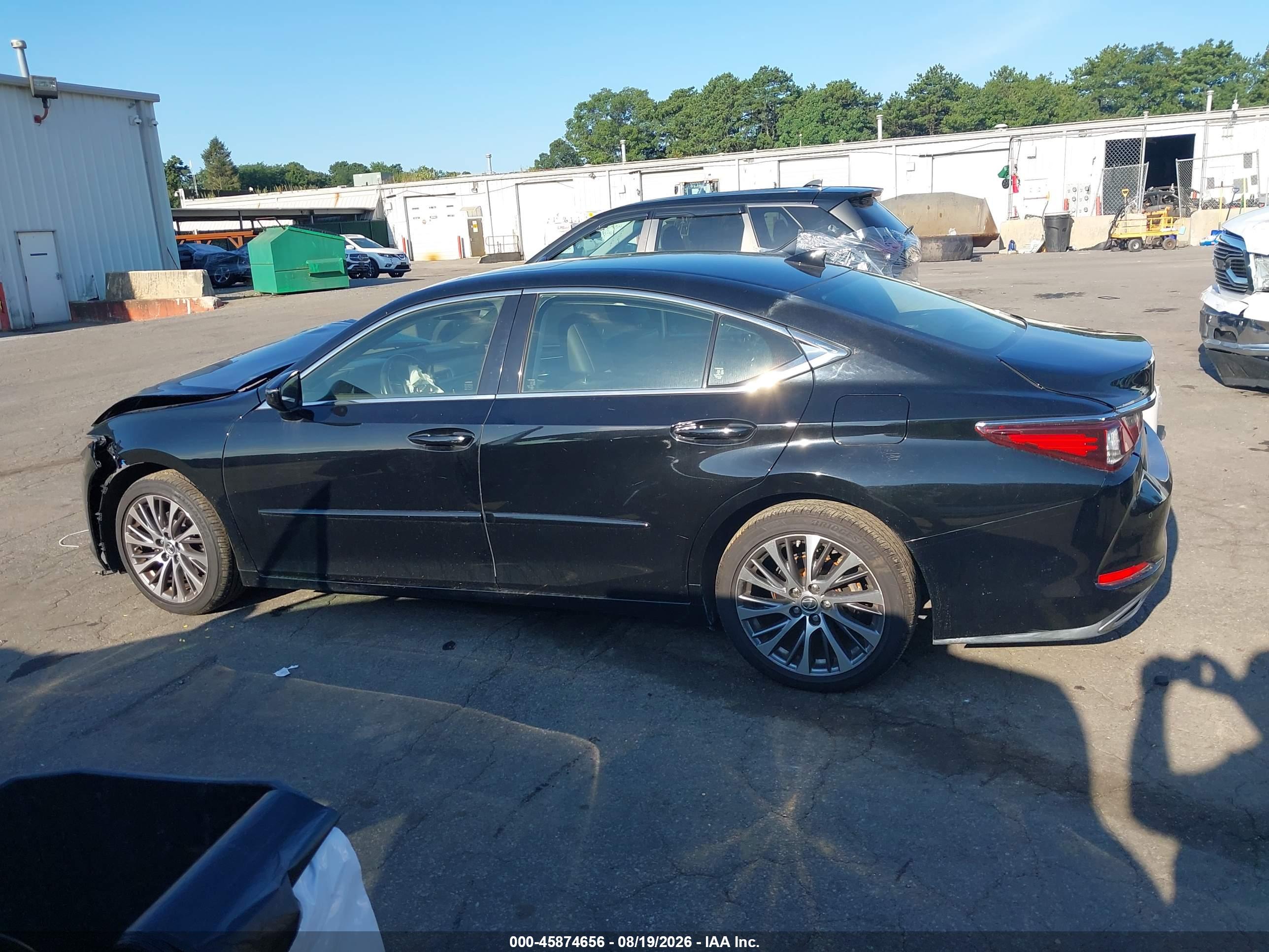 2019 LEXUS ES 350
